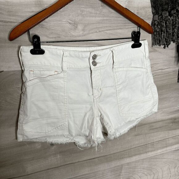 Pilcro Anthropologie White Double Button Stitch Cutoff Denim Shorts Size 27 - Picture 4 of 9